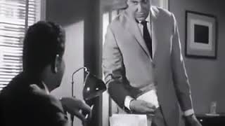 مشهد من فيلم (الخائنة 1965) ونقاش عن فلسفة بيكيت العبثية.