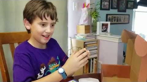 KiwiCo Tinker Crate Spin Art Machine - Unboxing & Build