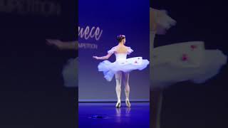 Pirouette-ing through the week 🔥 #ballet