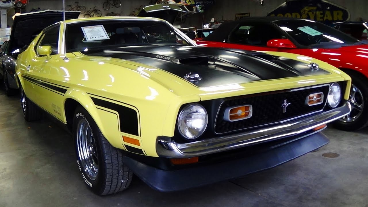 1971 Ford Mustang Boss 351 Fastback - YouTube