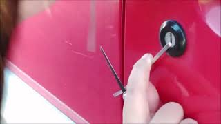 How to lockpick a car door