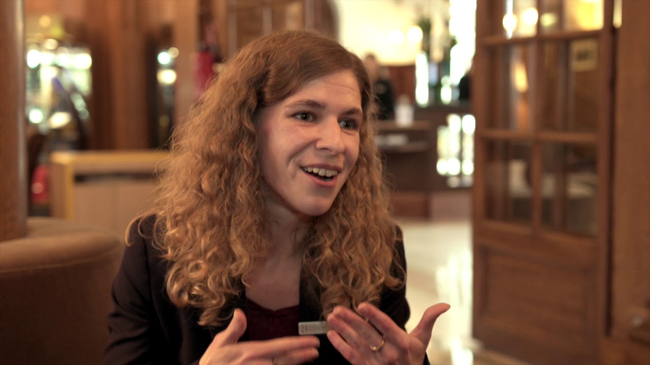 Receptionniste H F Youtube