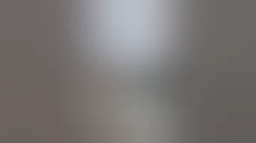 نور الحلبي بنت سورية تقيم في المانيا عارضة أزياء 