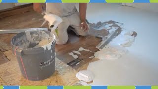 Lay floating screed and glue parquet