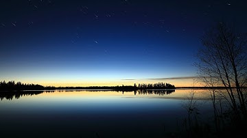 Star trail time lapse with comet effect 4k