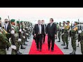 El Presidente arribó a México para iniciar su visita oficial