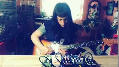 droning with Earthquaker Devices.