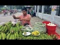 ঢাকার ষ্ট্রিট ফুডের কাঁচা কলার ভর্তা  | Kacha Kola Vorta | Green Banan Chatni | ভিডিও ব্লগ - ৫