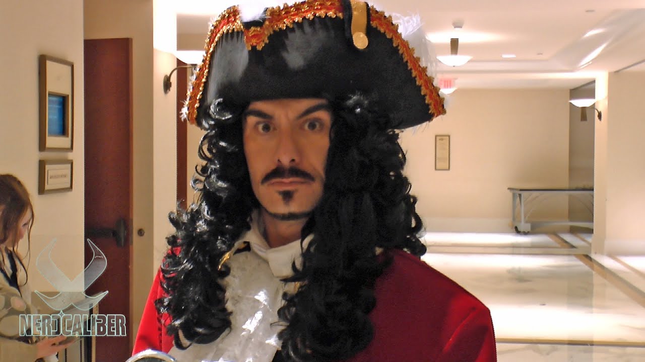 CAPTAIN HOOK! Disney Cosplay at Katsucon 2014 