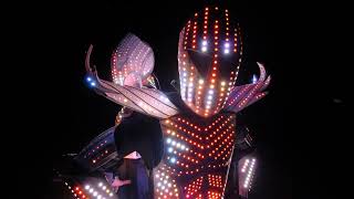 LED Robots Show Светодиодне шоу