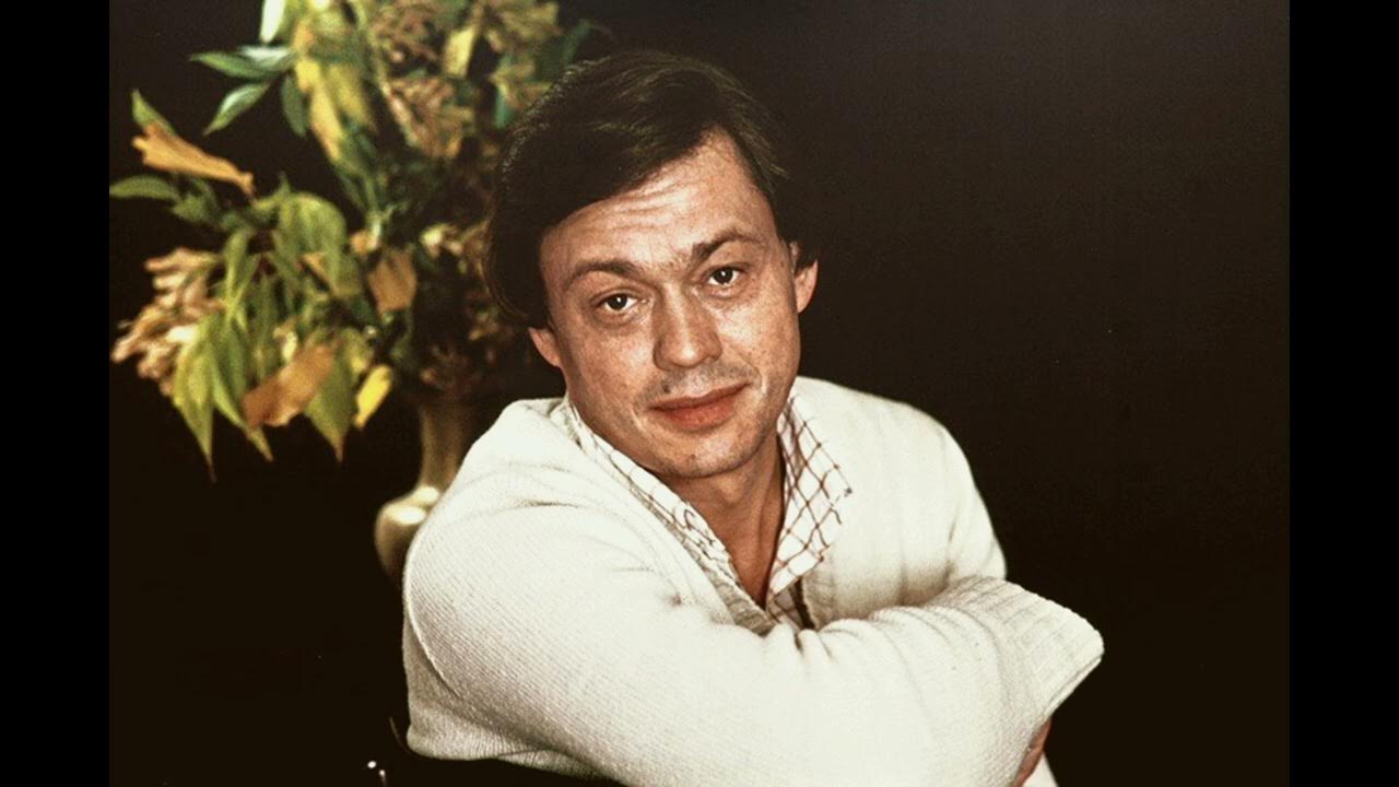 Фото караченцева. Фото караченцева. Караченцев молодой. Фото караченцева. Фото караченцева.