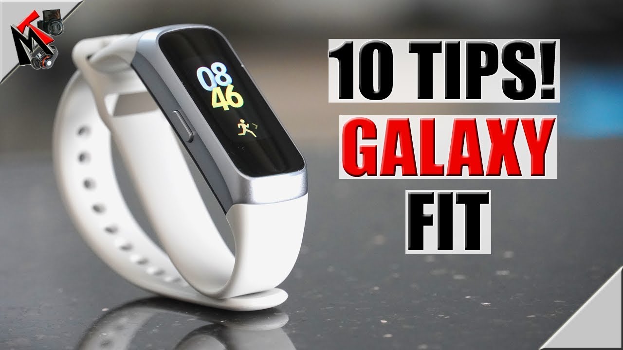 The Galaxy FIT does work with an IPHONE 