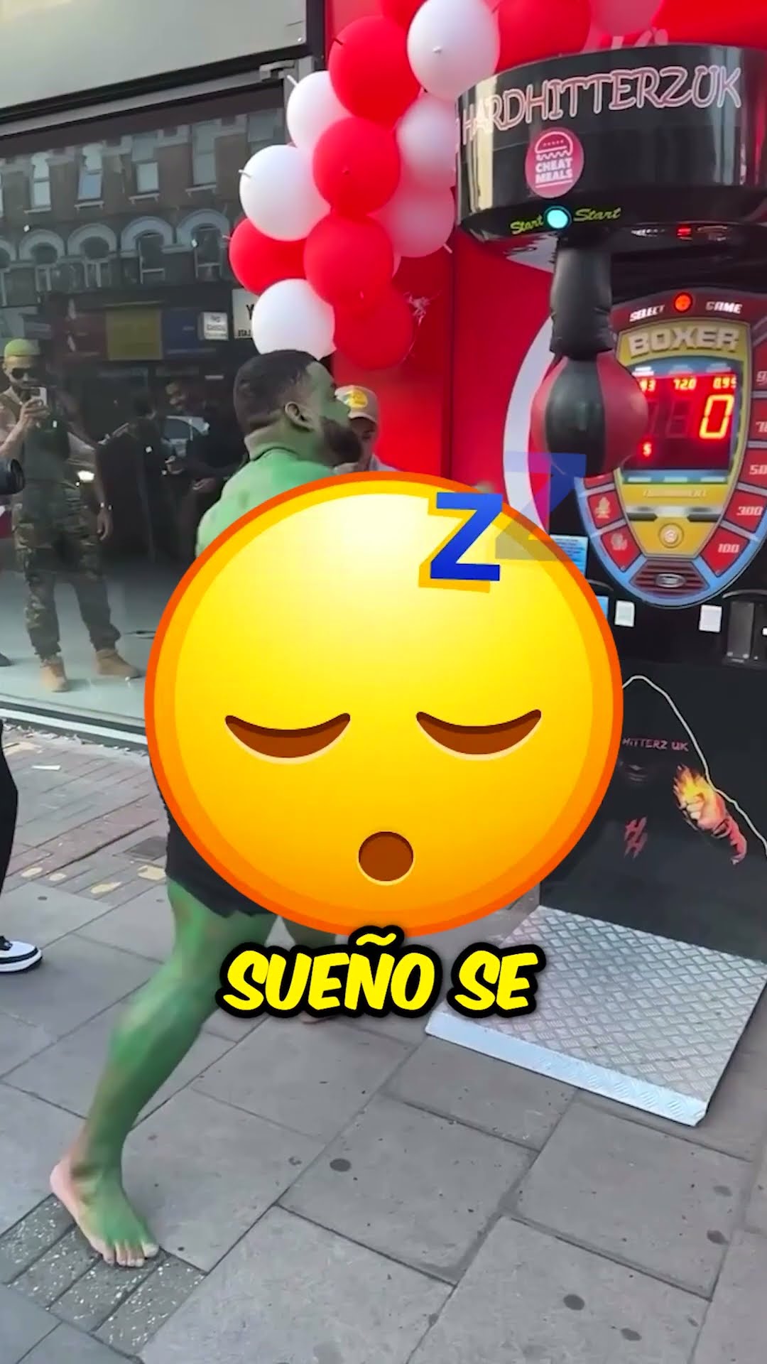 Hulk intentó golpear la máquina ?? #shorts