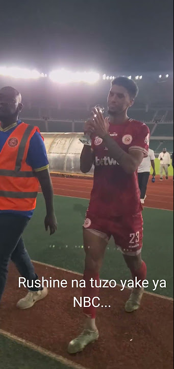Beki Rushine wa Simba SC na tuzo ya NBC...#shortvideo #shorts shor