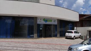 Jovens buscam o primeiro emprego em Pato...