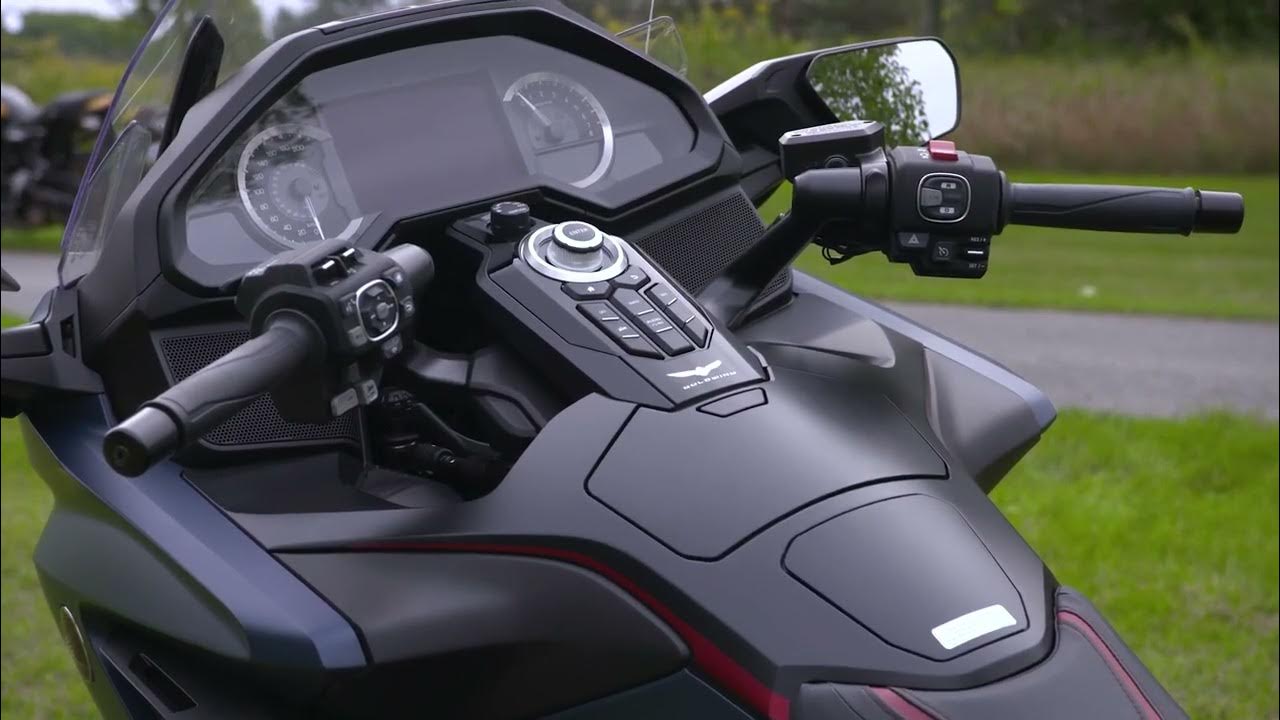 Honda Gold Wing Review - YouTube