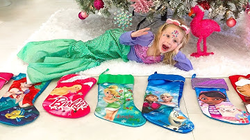 Nastya and gifts for the new year