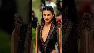 Jenner sisters stunning at met gala moment #viral #shorts #kendalljenner #kyliejennermakeup