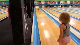 Toddler Bowls The Perfect Strike screenshot 4