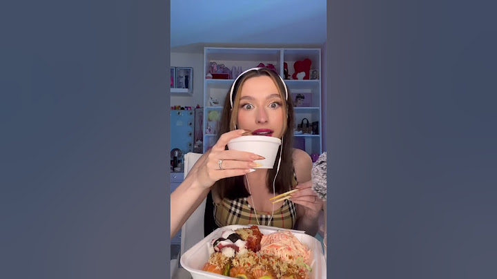 Sushi ASMR 🍣🤭 #sushi #asmrsounds #asmreatingshow #asmrfood