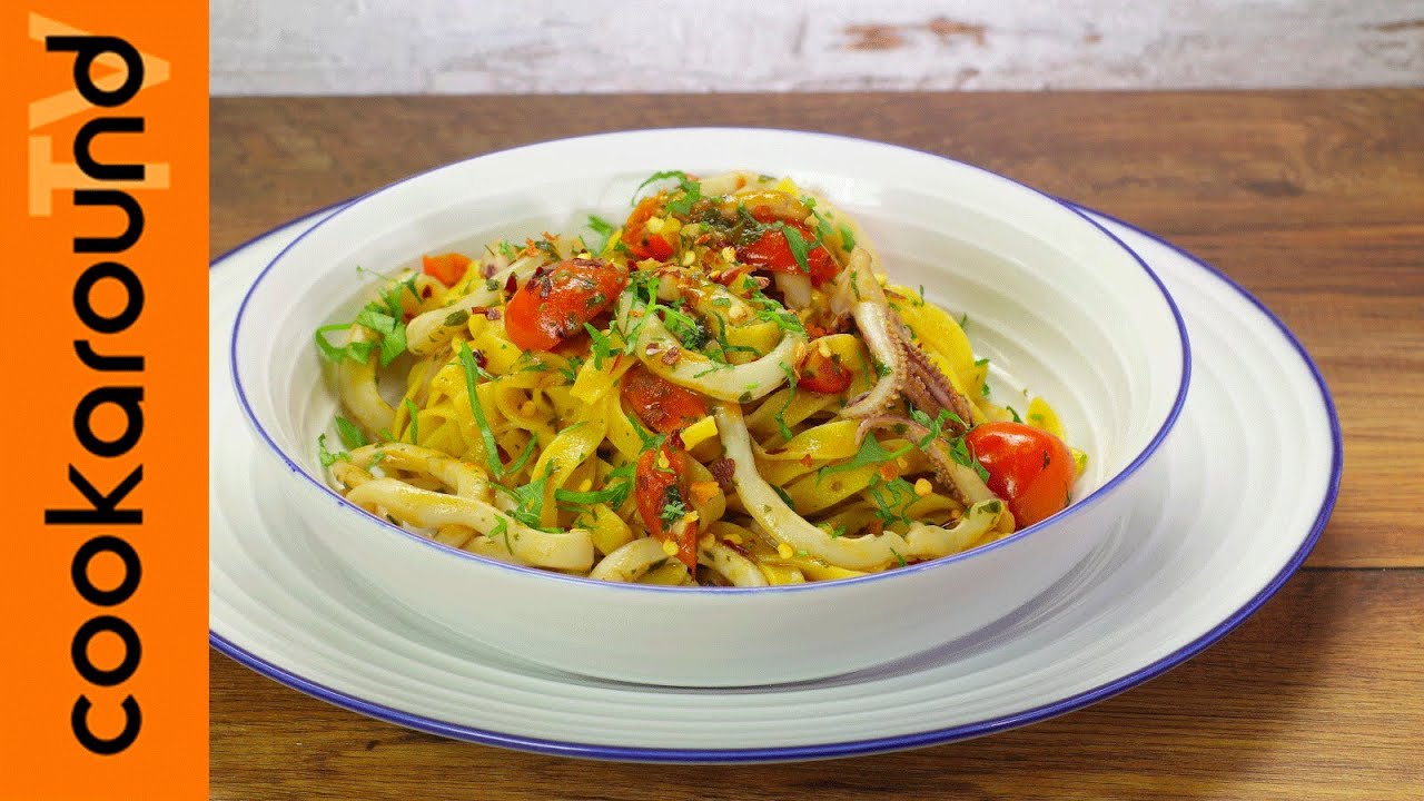 YT помидоры черри и лапша с кальмарами