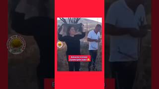 Babasının mezarını ziyarete gelen abla 😂