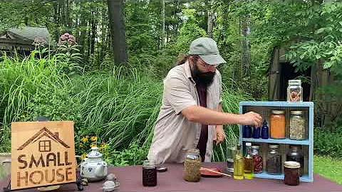 Making Herbal Teas, Tinctures, and Salves with Bev...