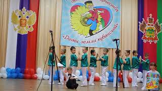 Танец "Моя Россия-моя страна"