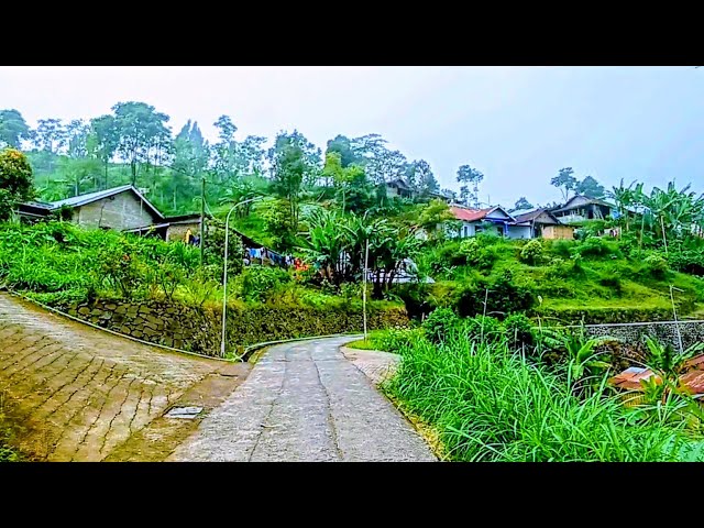 Desa Indah Peninggalan Majapahit Tersembunyi Di Gunung Lawu Menyajikan Kedamaian Yang Hakiki class=