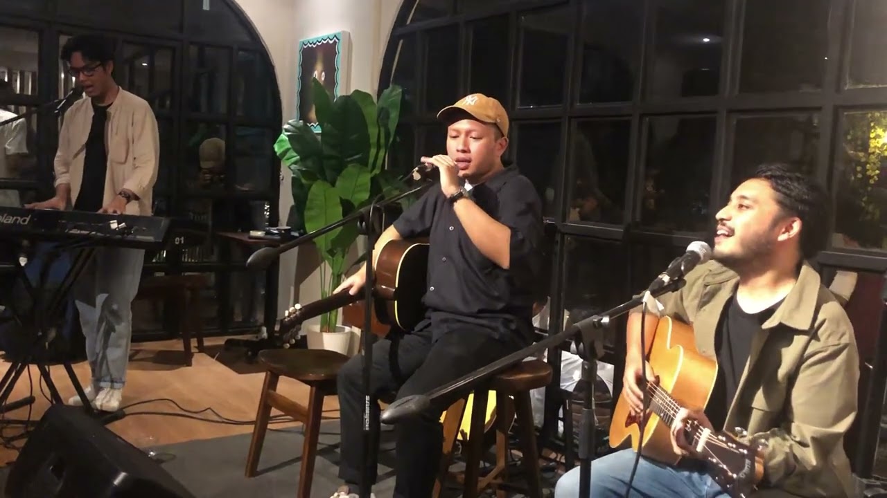Perunggu - Ini Abadi (Acoustic Live at Ruuang Kopi, Jakarta 12/4/2023)