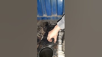 how to open a engine piston old#kashi #mechanic