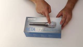 Unboxing Shure BETA87A