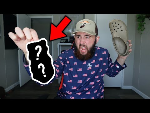 THIS MYSTERY ANIMAL WAS LIVING IN MY WALLS!!!