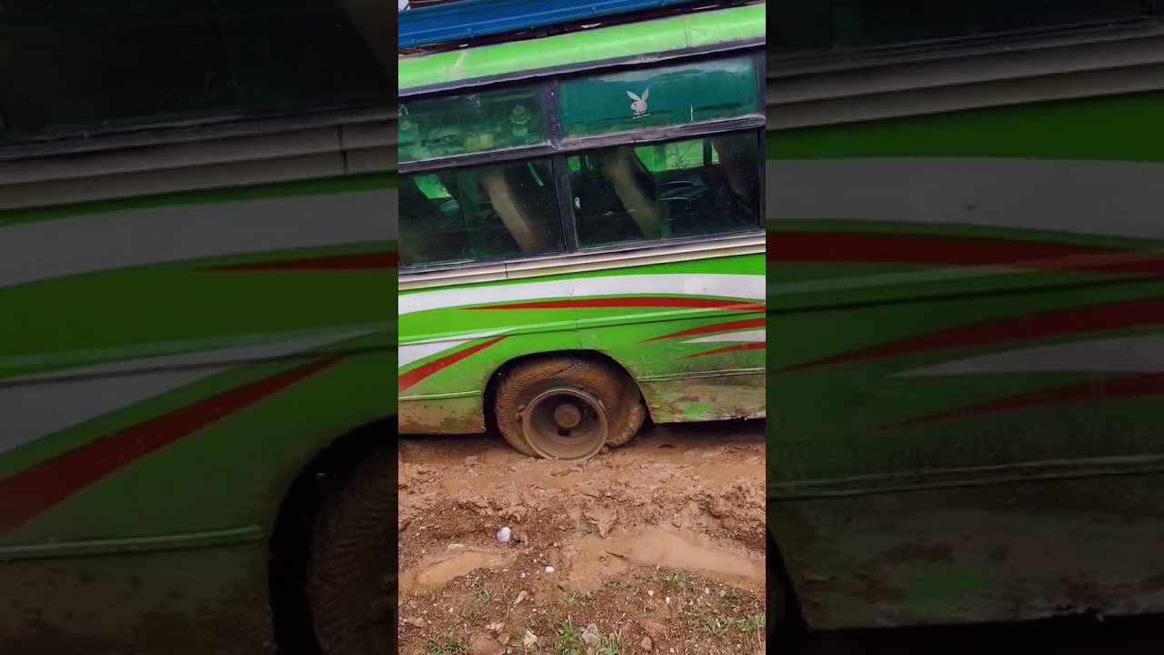 Bus ko tyre hilo ma puncture bhako xa danger 🚞