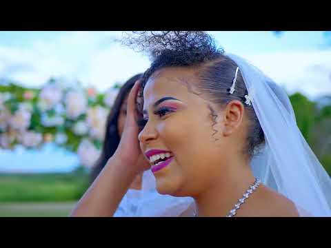 Chile One MrZambia Ft. Jemax -  Fweba Ku Chaume (Official Music Video)