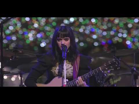 Katy Perry - Thinking of You on Carson Daly - 7 En...
