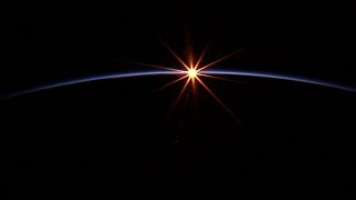 Sunrise in Space International Space Station ISS HD Camera 29th January 19&#39; over New Zealand
