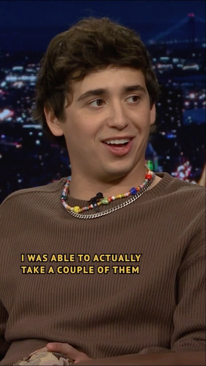 #MarcelloHernández’s aunts asked why he didn’t introduce them to #SabrinaCarpenter ? #FallonTonight