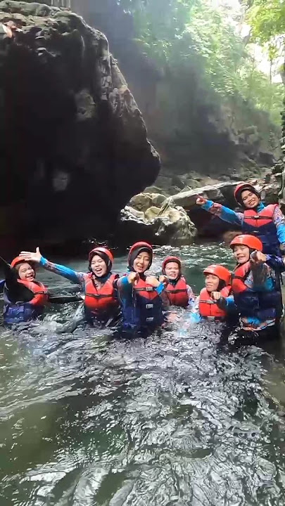 Biaya Body Rafting Green Canyon Pangandaran #greencanyon #bodyrafting #pangandaran #shorts #citumang