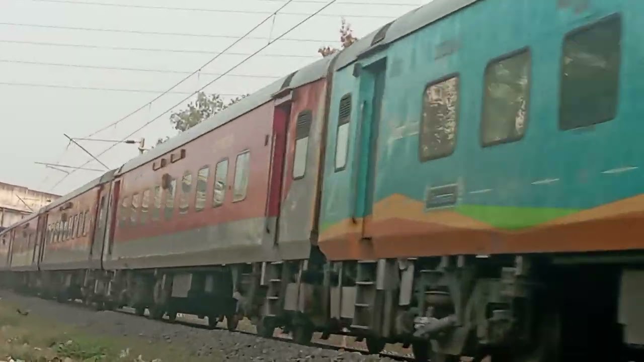 Trains Cuty View on Screen, Beautiful✨❤✨ view🏇🏇🏇🏇