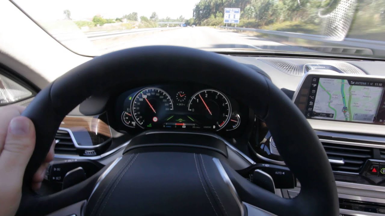 Test: Driving Assistant Plus im neuen 7erBMW G11/G12 YouTube Test: Driving Assistant Plus im neuen 7erBMW G11/G12 YouTube