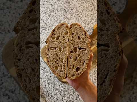 خبز ساوردو بدقيق الحنطة الكامل   