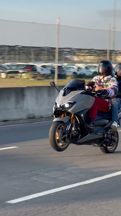 Tmax560TURBO #turbato #arcoracing #yamaha #tmax #560 #turbo #ohlins #bridgestone #arai