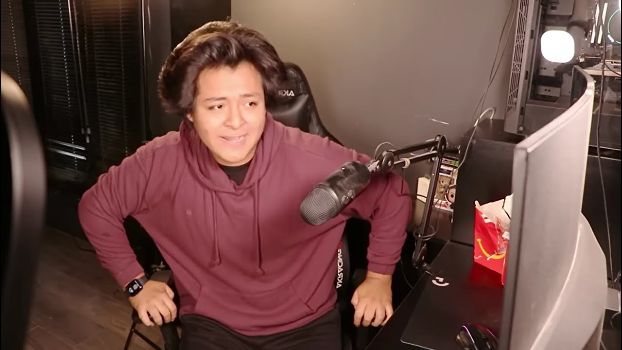 si me rio, compro una cajita feliz  (creditos a alecchiman