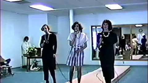Megan Curran & the Perry Sisters: I Wanna Dance wi...