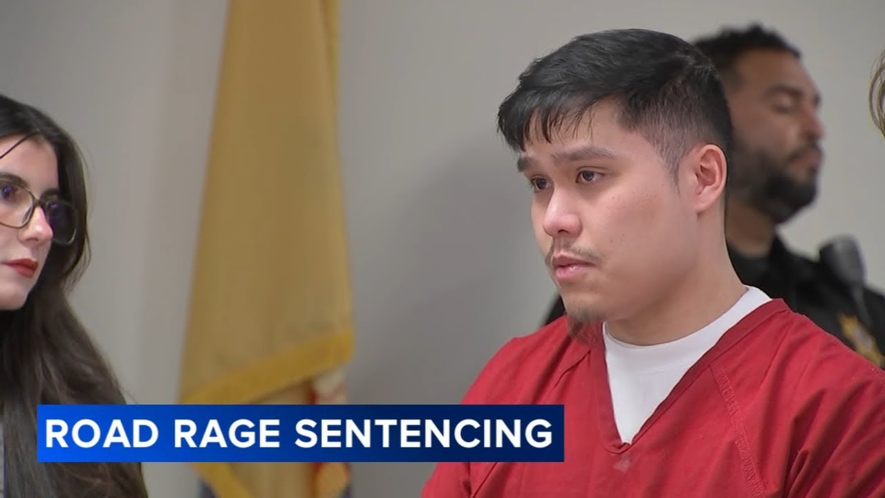 Former NYPD officer sentenced to 10 years for road rage shooting - YouTube