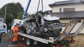 踏切で特急と乗用車衝突 男性死亡、ＪＲ常磐線