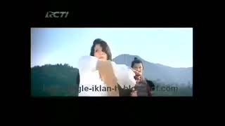 Iklan Ponds Gold Radiance