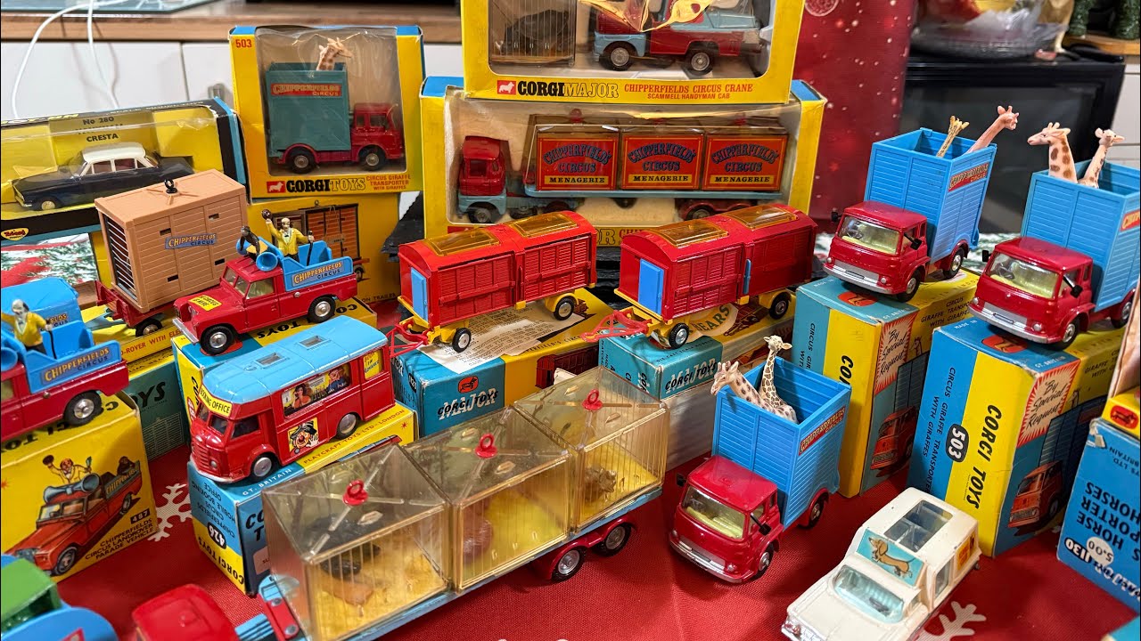 VINTAGE DIECAST MODEL CAR COLLECTION - AMAZING ORIGINAL CORGI TOYS