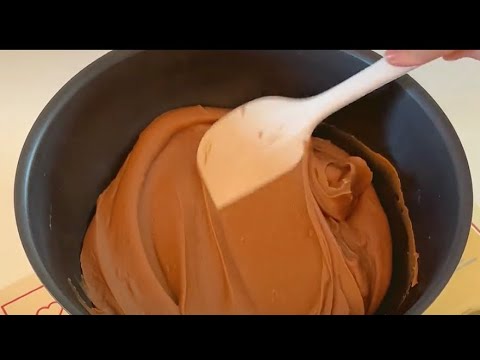 شافني خا يفه منه الا يقررب الولدالعصبي يبي يمسح دمعتـ ي